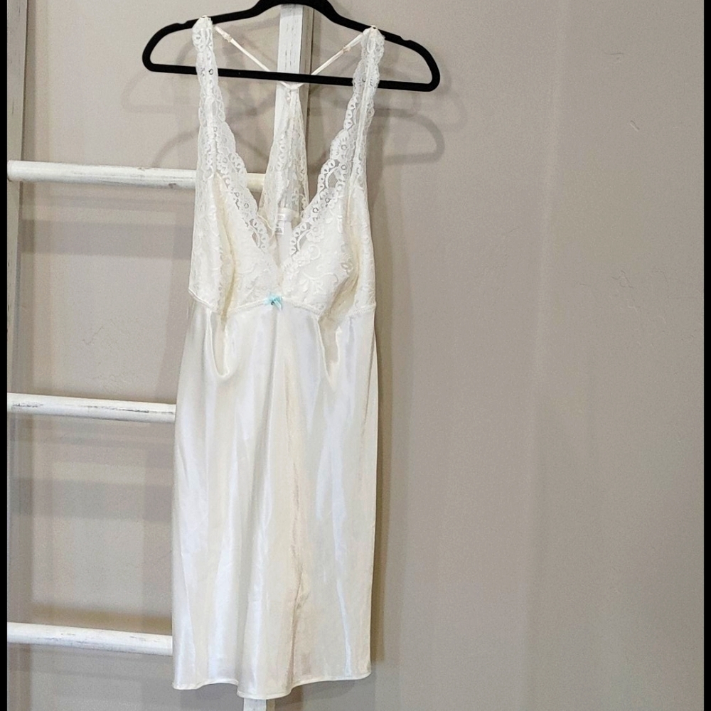 2 Piece White Lingerie Set